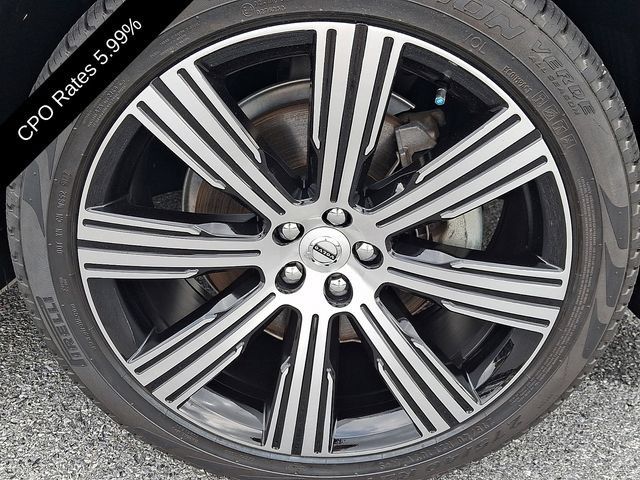 Certified 2023 Volvo XC90 B6 Ultimate w/ Protection Package Premier AWD/4WD image 10