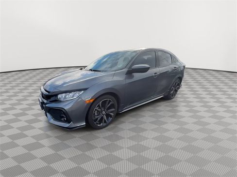 Used 2017 Honda Civic Sport image 4