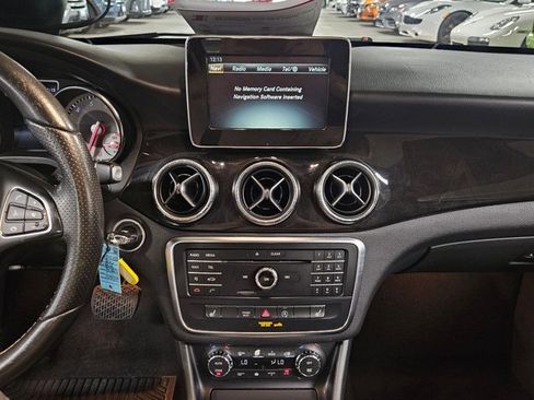 Used 2016 Mercedes-Benz CLA 250 image 13