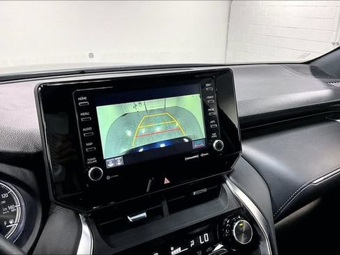 Used 2021 Toyota Venza XLE w/ Softex Package AWD/4WD image 14