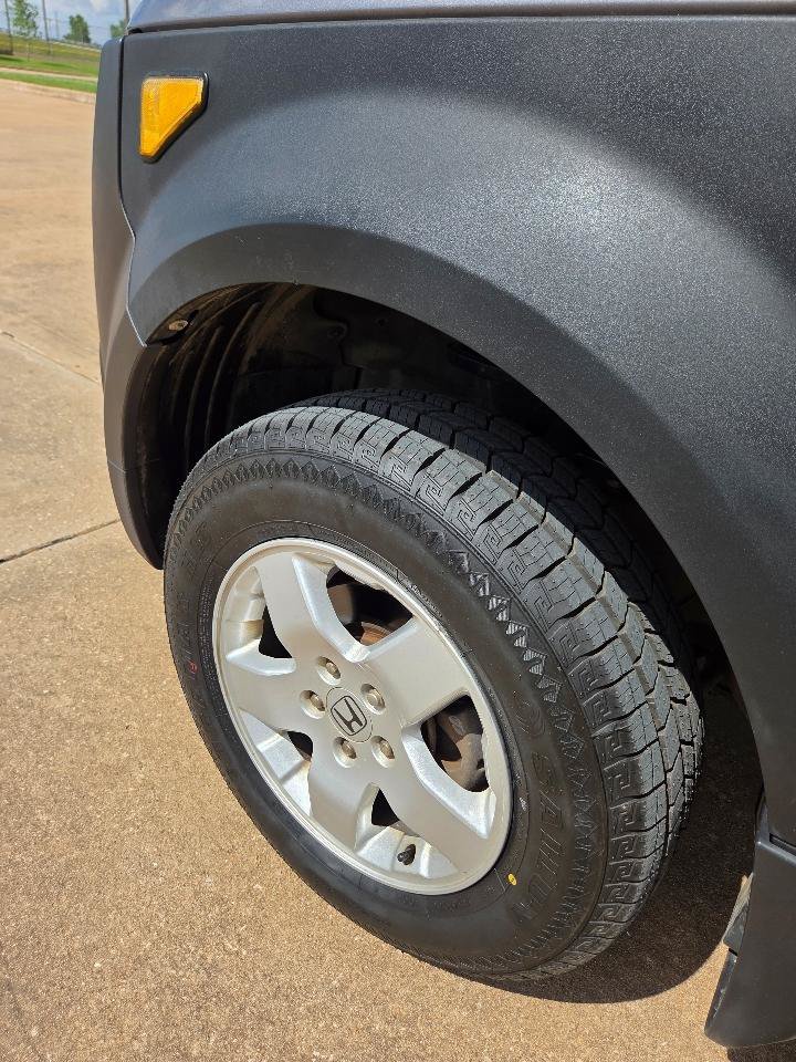 Used 2005 Honda Element EX image 19