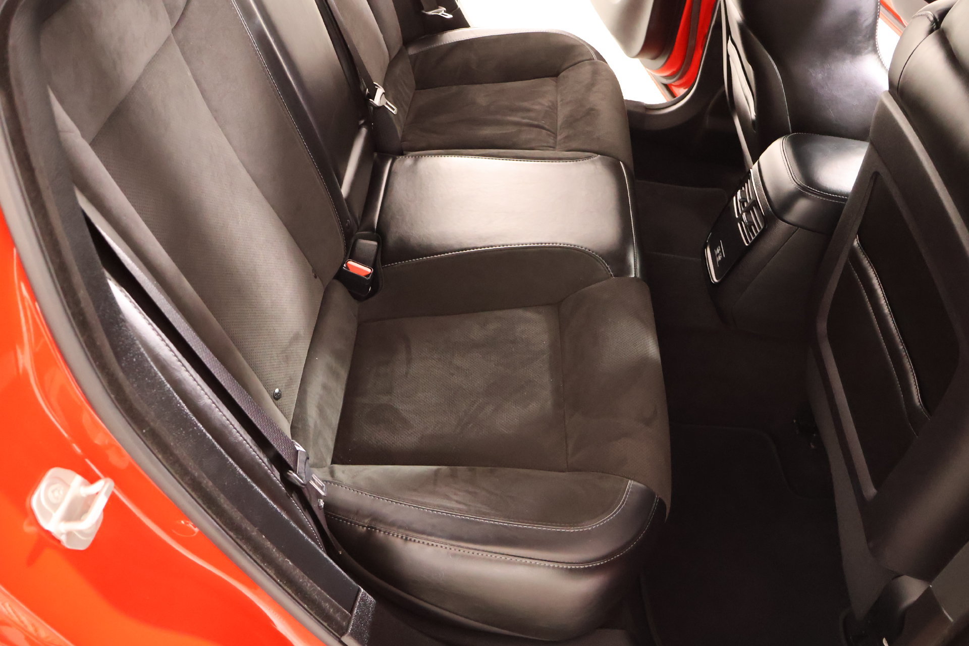 Used 2023 Dodge Charger R/T w/ Plus Group RWD image 13