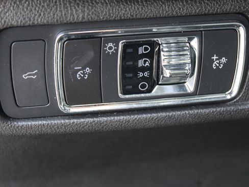 Used 2022 Lincoln Corsair Reserve w/ Equipment Group 201A AWD/4WD image 26