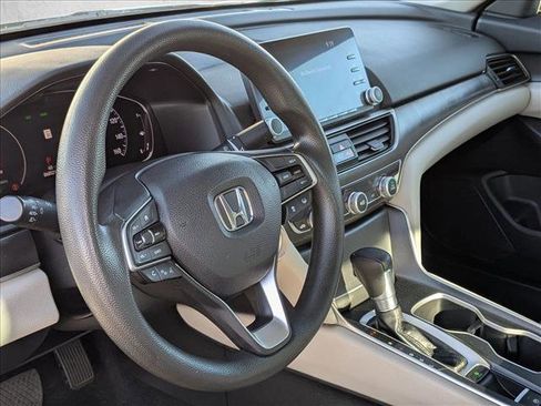 Used 2019 Honda Accord LX image 10