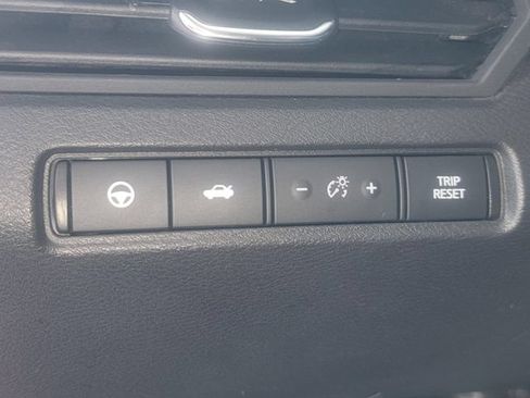 Used 2020 Nissan Altima 2.5 SV FWD image 31