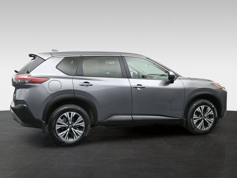 Used 2023 Nissan Rogue SV AWD/4WD image 5