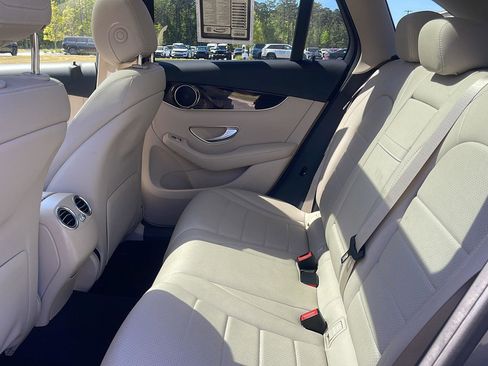 Used 2016 Mercedes-Benz GLC 300 image 27