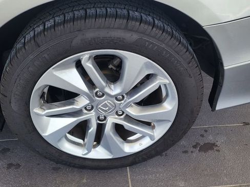 Used 2018 Honda Accord LX image 10