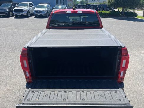 Used 2019 Ford Ranger XLT w/ Equipment Group 302A Luxury AWD/4WD image 16