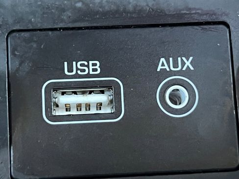 Used 2017 Hyundai Sonata Limited w/ Ultimate Package 04 image 6