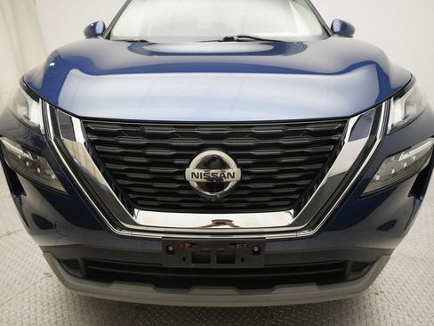 Used 2021 Nissan Rogue SV AWD/4WD image 21