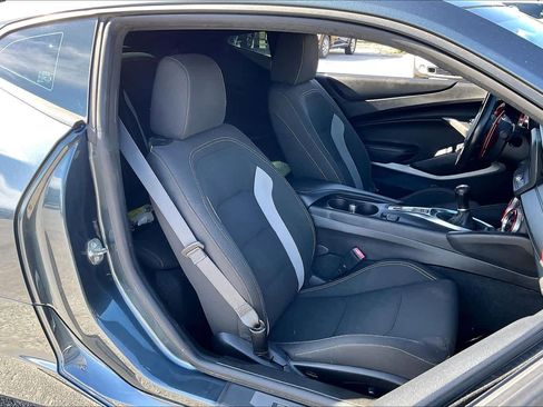 Used 2019 Chevrolet Camaro SS image 8