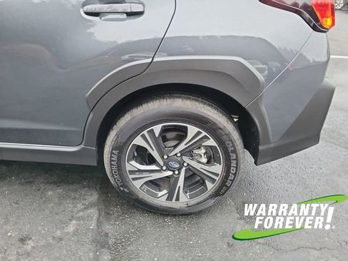 Used 2024 Subaru Crosstrek 2.0i Premium w/ Crosstrek Mirror Package AWD/4WD image 21