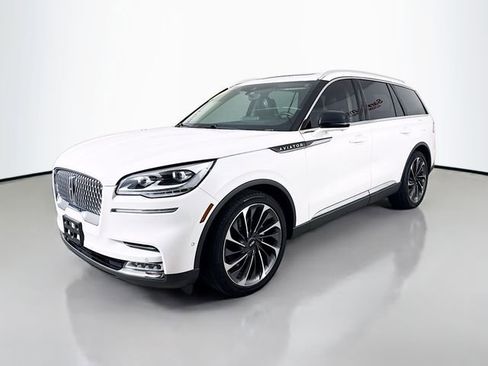 Used 2020 Lincoln Aviator Reserve w/ Equipment Group 202A AWD/4WD image 3
