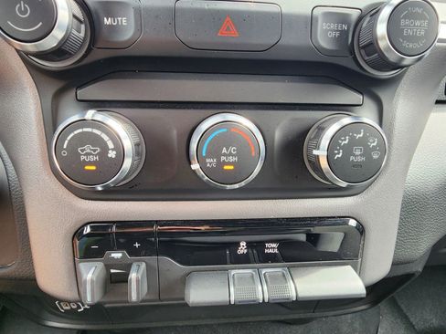 Used 2024 RAM 2500 Big Horn w/ Bed Utility Group AWD/4WD image 30