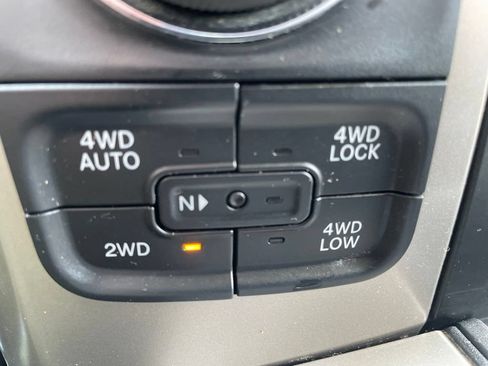 Used 2018 RAM 1500 Big Horn AWD/4WD image 14