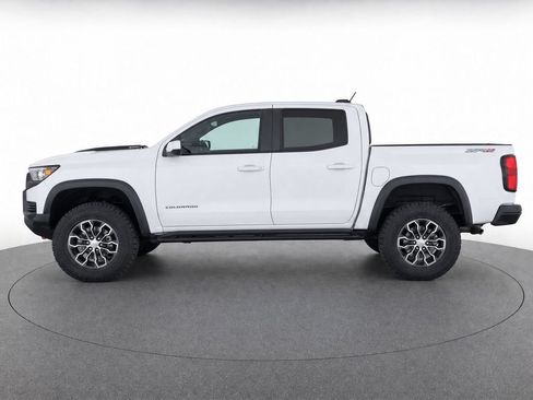 Used 2021 Chevrolet Colorado ZR2 AWD/4WD image 6