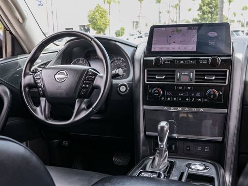 Used 2024 Nissan Armada SV RWD image 22