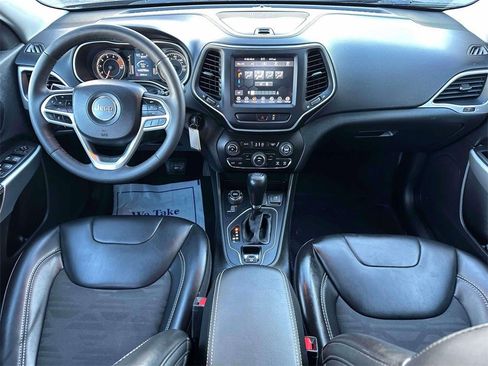 Used 2022 Jeep Cherokee Latitude w/ Trailer Tow Group image 13