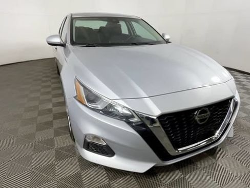 Used 2021 Nissan Altima 2.5 S FWD image 13