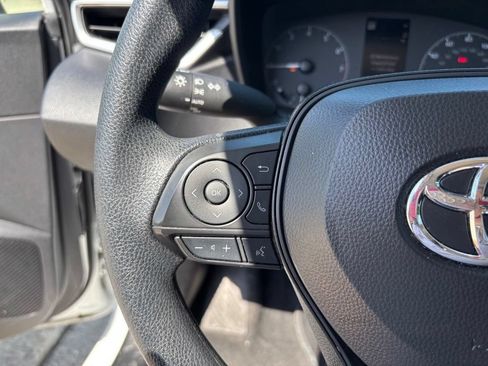 Used 2024 Toyota Corolla LE FWD image 27