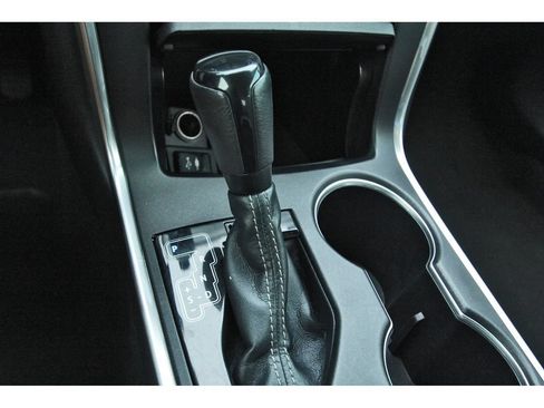 Used 2015 Toyota Camry SE FWD image 24