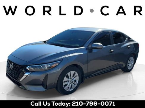 Used 2025 Nissan Sentra S image 6