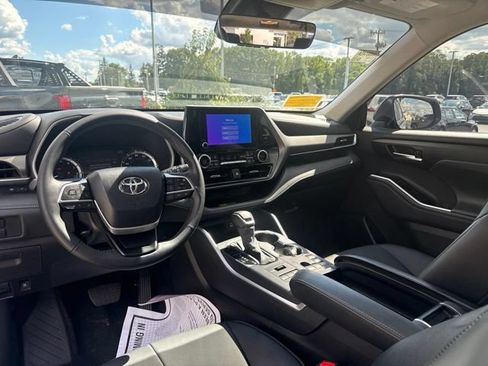 Used 2026 Toyota Highlander XLE AWD/4WD image 27