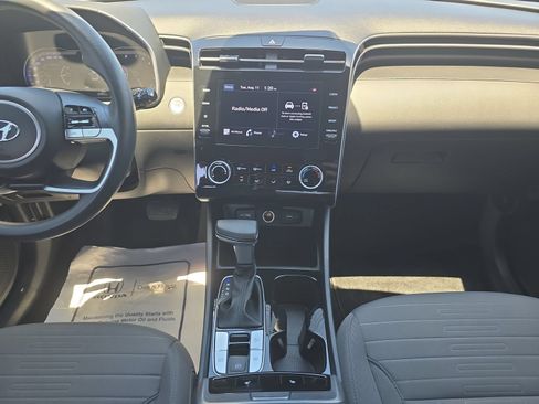 Used 2022 Hyundai Santa Cruz SEL FWD image 11