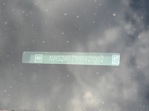 Used 2021 GMC Yukon SLE AWD/4WD image 10