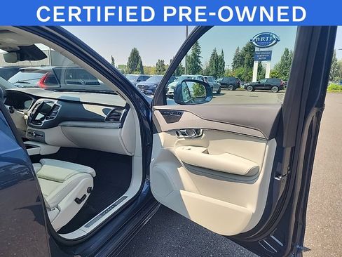 Certified 2025 Volvo XC90 T8 Ultra w/ Protection Package Premier AWD/4WD image 19