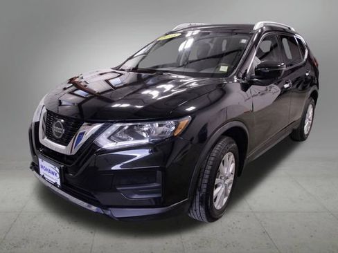 Used 2018 Nissan Rogue SV w/ Premium Package image 1