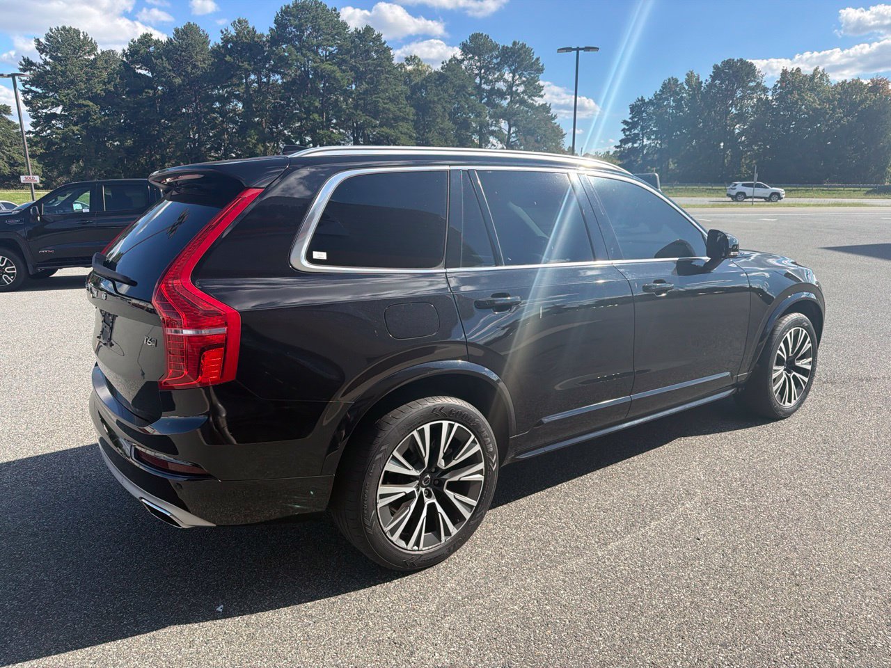 Used 2020 Volvo XC90 T6 Momentum AWD/4WD image 8