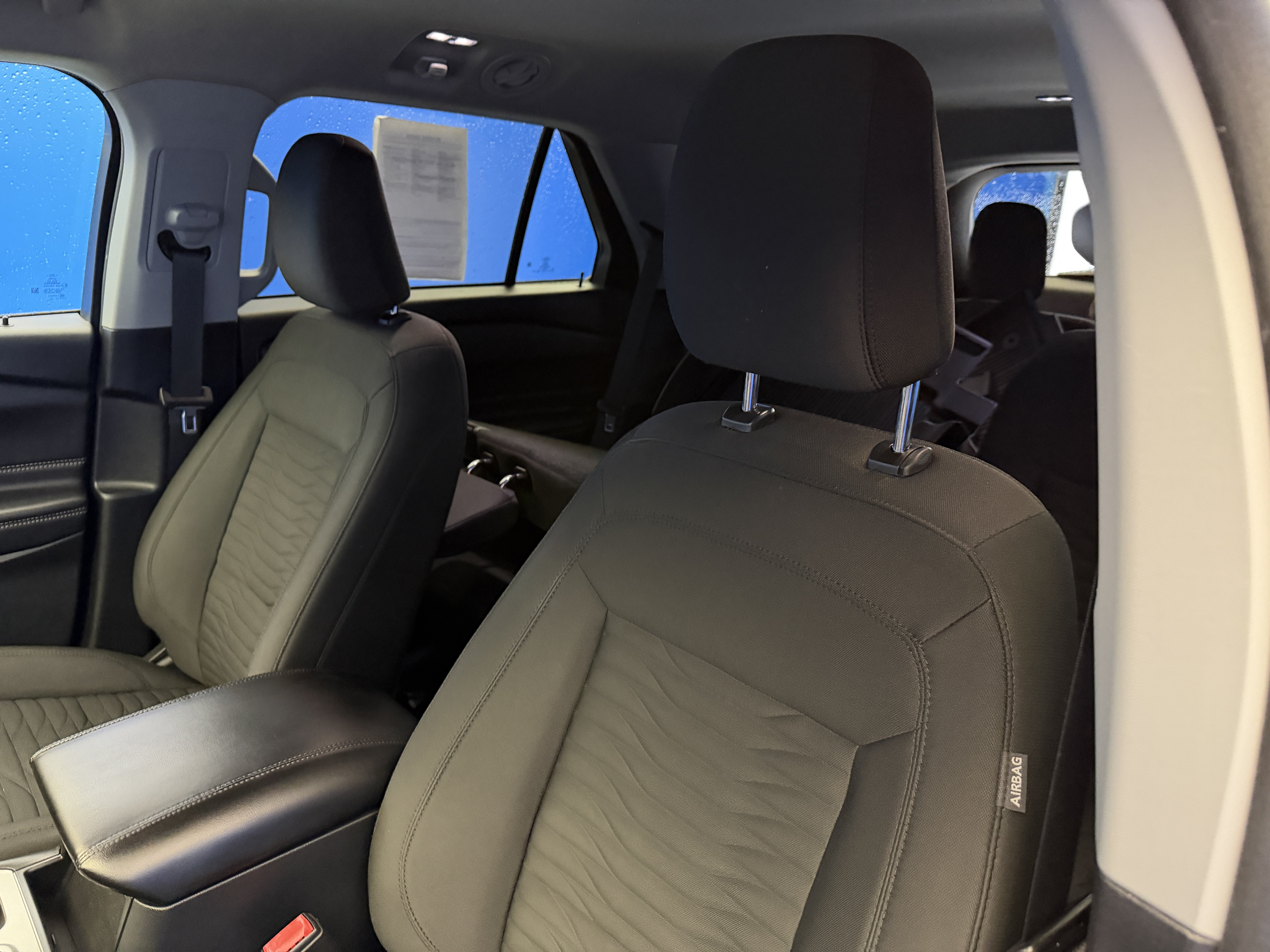 Used 2021 Ford Explorer XLT RWD image 12