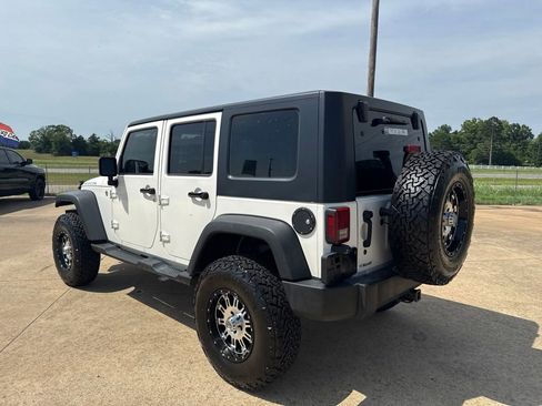 Used 2008 Jeep Wrangler Unlimited Rubicon w/ PWR Convenience Group AWD/4WD image 5