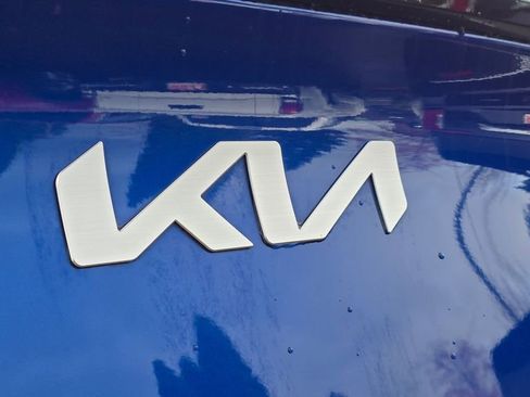 Used 2023 Kia Sportage SX image 17