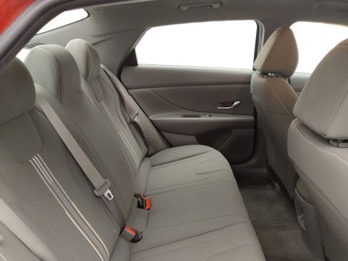 Used 2024 Hyundai Elantra SEL image 19