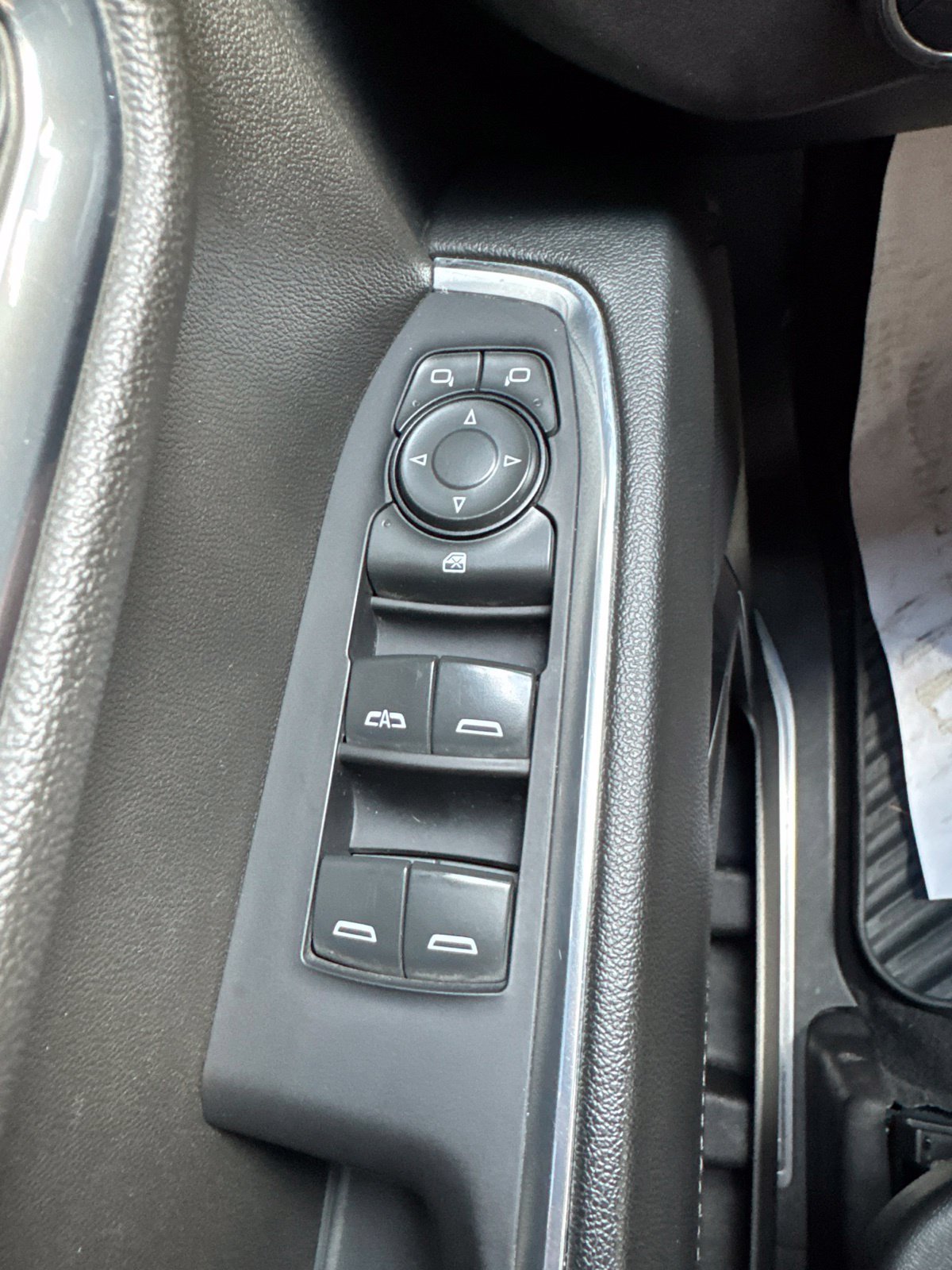 Used 2022 Chevrolet Silverado 1500 RST RWD image 22