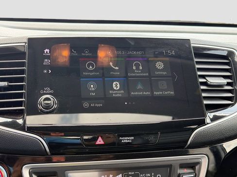 Used 2022 Honda Pilot Touring image 15