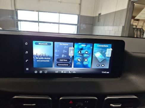 New 2026 Nissan Sentra SV w/ SV Convenience Package FWD image 15