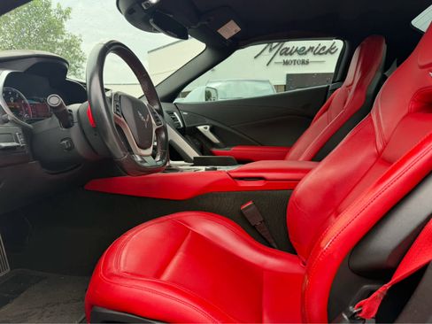 Used 2017 Chevrolet Corvette Grand Sport RWD image 5