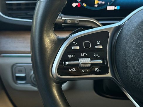 Certified 2022 Mercedes-Benz GLE 350 w/ AMG Line Exterior image 27