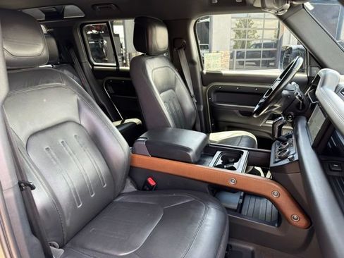 Used 2021 Land Rover Defender 110 X AWD/4WD image 27