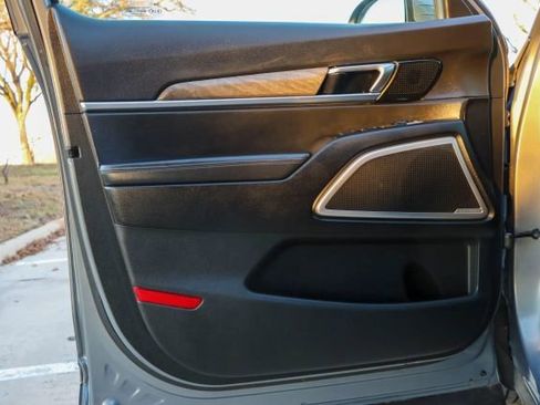 Used 2020 Kia Telluride EX image 13