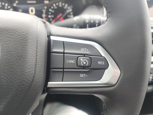 New 2026 Jeep Compass Latitude image 10