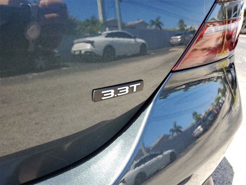 Used 2023 Genesis G70 3.3T w/ Sport Prestige Package image 7