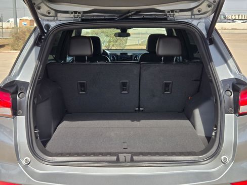 Certified 2024 Chevrolet Equinox RS image 25