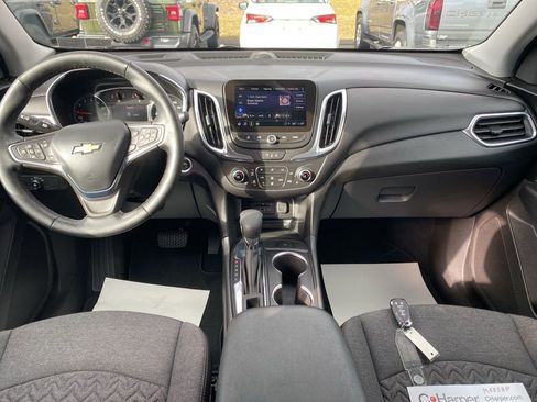 Used 2024 Chevrolet Equinox LT image 21