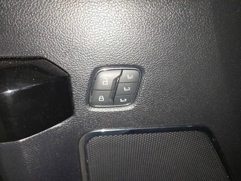 Used 2021 Ford F250 Lariat AWD/4WD image 18