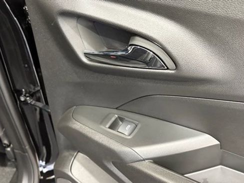 New 2026 Chevrolet Trax RS w/ Driver Confidence Package image 26